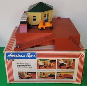 4-2300 American Flyer 041604446368 S01 Automatic Operating Oil Drum Loader S Gauge Read