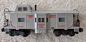 24633 American Flyer Gilbert Radio Equipped Bay Window Caboose Without B
