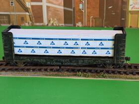 63210 Athearn 1451 Ho Used Illinois Central 40ft Flat Car Wraped Load Knuckle Coupler