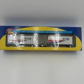 Athearn 797534910447 91044 Pie Two 28 Wedge Trailers And Dolly 1/87 Ho Scale Excellent