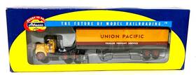 93190 Athearn Rtr Ho Mack B Tractor An 40ft Trailer Union Pacific 1/87 Built Semi Truck- Layout