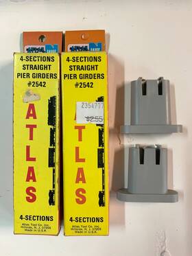 2542 Atlas N-scale Straight Pier Girders And 2 Piers