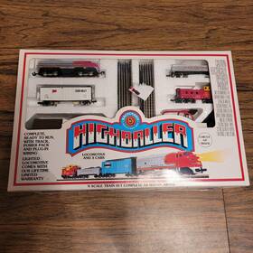 Bachmann 022899243009 Highballer N Scale Train Locomotive/4 Cars/oval Track/tested Working