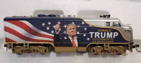 14-01943-001 Bachmann Trump Express 2017 F3 Ho Locomotive Engine Hawthorne Village Bradford Exchange