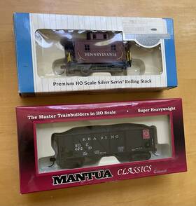 18414 Bachmann & Mantua Lot 2 Ho Train Bachman Silver Series Caboose And Reading Coal Car