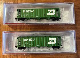 16004 Blma 16003 Two Models N Scale #16003 And Burlington Northern Covered Hoppers