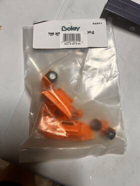 Boley 084495207212 2072-99 Ho Scale Orange Twin Bottom Dump Trailers Needs Repair
