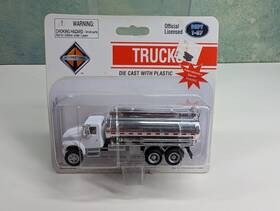 4009-76 Boley Ho International Tanker With White Cab