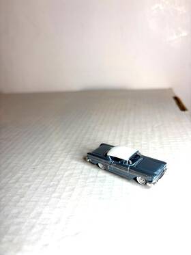 30103 Classic Metal Works C.m.w. #30103 1961 Chevy Impala 2-door Hardtop Inch Blue And White Used H.o.1 87