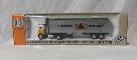 0004-001034 Con-cor Cab Over Semi Van Trailer Humpin To Please Ho Scale