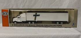 0004-001082 Con-cor Semi Tractor Trailer Digby Ho Scale