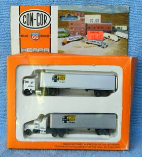 0004-003007 Con-cor N Scale Leaseway Transportation Santa Fe Tractor Trailer Set