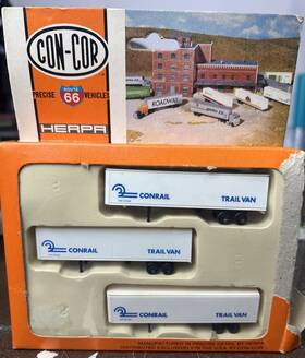 004-005103 Con-cor N Scale 3 Pack Conrail Piggy Back Trailer