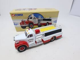 98486 Corgi Used Paxtonia Fire Co Mack B Series Truck Read Description