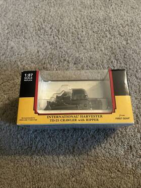 Td-25 First Gear 783724803095 Ho Scale International Harvester Crawler With Ripper