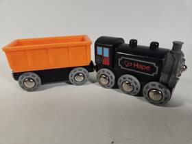 E3717 Hape Wooden Railway Train Engine And Car Made In Germany