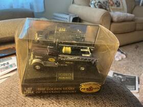 16417f Ihc Peterbilt Pennzoil Fire Truck Die Cast 1/87. Ho Scale Diorama