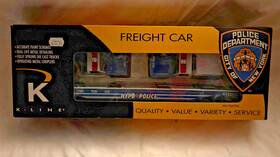 K691-8019 K-line Nypd Flatcar With Suv And Tow Truck By