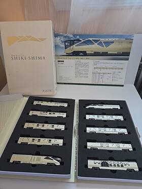 10-1447 Kato 949727669441 Type E001 Train Suite Shikishimaft 10 Cars Set N Scale A And B