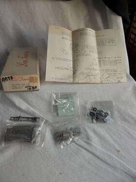 432-3022 Lee Town Leetown #432-3022 Gmc Astro Short Cab Ribbed Side Van Truck Ho Scale Kit