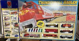 J2889 Life Like Trains Thunderball Hauler Ho Train Set Complete
