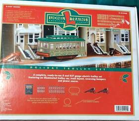 Lionel 023922219459 Holiday Trolley Set
