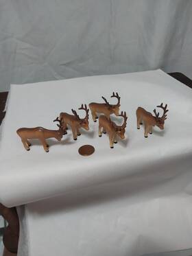 6-24251 Lionel 023922242518 O Gauge Polar Express Add-on Figures Caribou Reindeer Pack