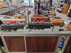 Lionel 045496737313 Vintage Trains Cars Mixed Lot