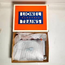 6-12701 Lionel 12701 O Gauge Lione Operating Fueling Station With Box Illuminated
