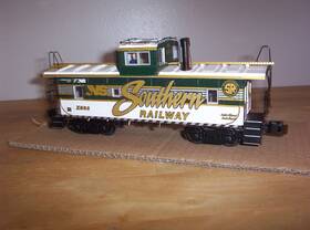 27638 Lionel #27638 Southern Norfolk Heritage Ca-4 Caboose