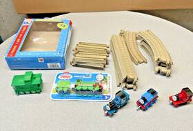 Mattel 194735312900 Thomas And Friends 80th Anniversary Metal Collection Henry Diecast 2025 Plus More