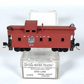 51070 Micro-trains Line Soo 34ft Wood Sheathed Caboose #177 Exc