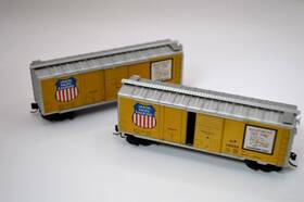 Bc-50-11 Micro-trains Line Mtl 22050 Two Union Pacific Up 110525 40 Foot Door Boxcar