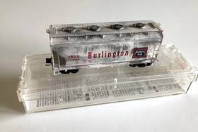 183925 Micro-trains Line Mtl 92070 N Scale Hand-weathered Cb&q 2 Bay Covered Hopper Car