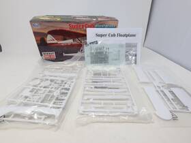 11663 Minicraft Models Used 1 48 Scale Super Cub Floatplane Open Box Kit