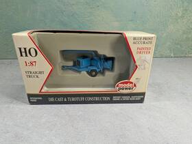 26002 Model Power Used Ho Scale Blue Wood Chipper Read Description