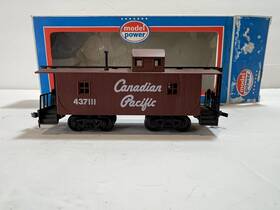 99147 Model Power Ho 40ft Wood Caboose Canadian Pacific # With Knuckle Couplers