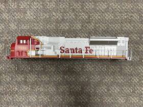 30-2281-1 Mth O Gauge Railking Santa Fe #9112 Sd90-mac Diesel Engine Shell For Parts