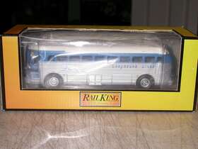 30-500032 Mth Railking Greyhound Pittsburgh Diecast Bus Nib 30-50032 O Scale