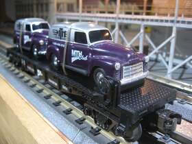 Mthrrc-2001 Mth 30-76002 Rail King Flat Car With Ertl 51ft Panel Vans