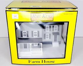 30-90054 Mth Farm House #6 - Gray With Dark Shutters Ln/box