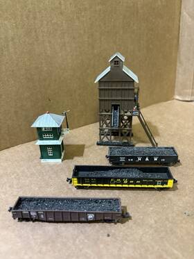 310161 N&w Go Nx Scale Rolling Stock Lot Freight Cars Signal Tower Coal Building