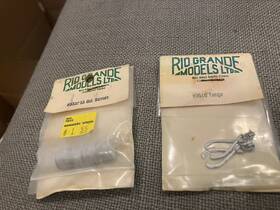 3516 Rio Grande Models Tongs Set Of 2 Barrels Lot Packs