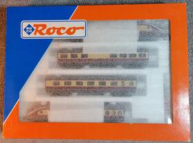 43900 Roco Class Vt 115 Diesel Multiple-unit Train And Supplement Set Ho Ac Digi
