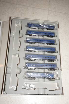 24type Rokuhan 571324591353 T010-1 25 Elm Basic Set Sleeping Car 7-car Z Scale
