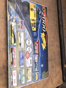 Rm587802 Shoprite 041190263547 Millennium Express 2000 Series 4 1999 Train Set Ho Scale