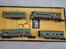 Sunset Models #803-#804 3rd Rail North Shore Lines Electroliner 4 Car Train Set 3 Ln