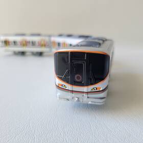 Takara Tomy 904810869078 Plarail S-45 Jr West Series 323 Osaka Loop Line Motorized Train Set