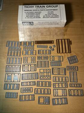 293-2540 Tichy N Scale Train Group 2540 Structure Part Assortment 164 Pcs