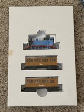 Tomix 053941047702 Thomas Tank Engine N-gauge Set Annie Clarabel N Scale Non Functional